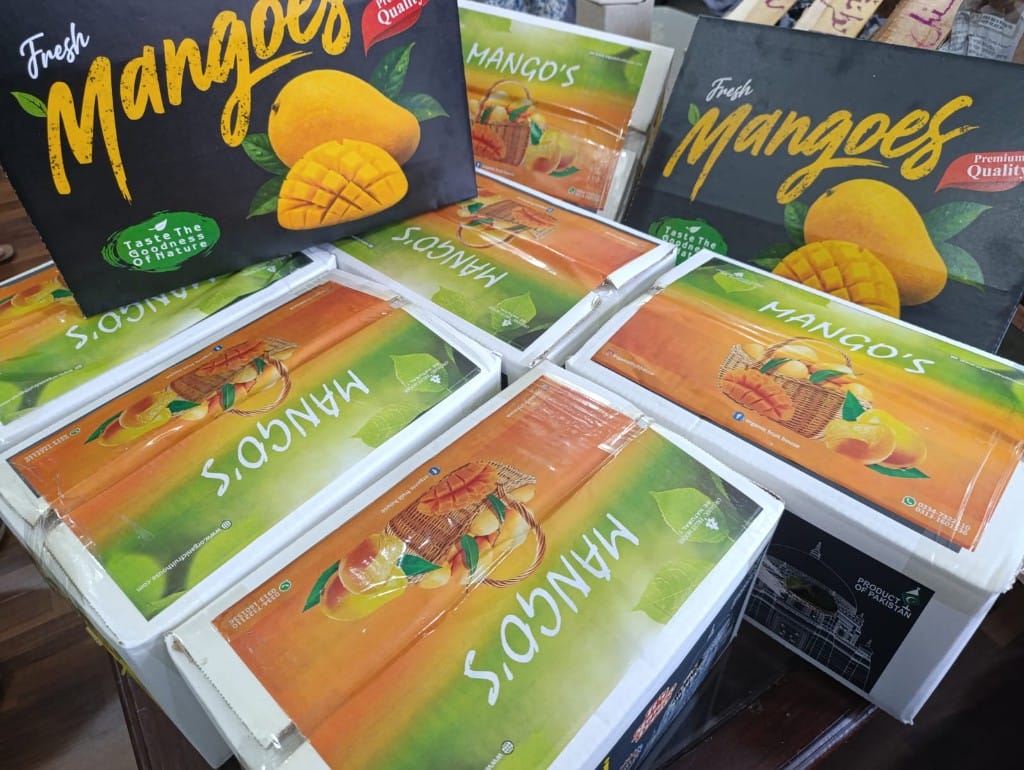 Organic Fruit House premium mango gift boxes and packaging
