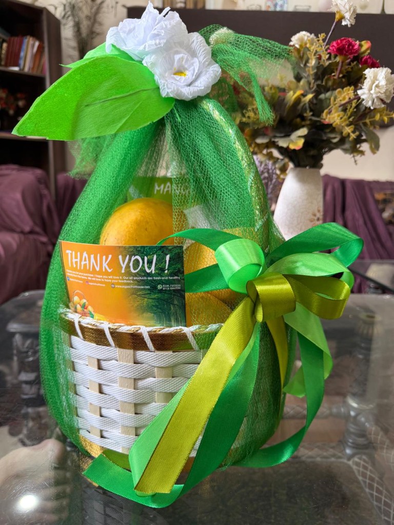 Gift buckets & baskets